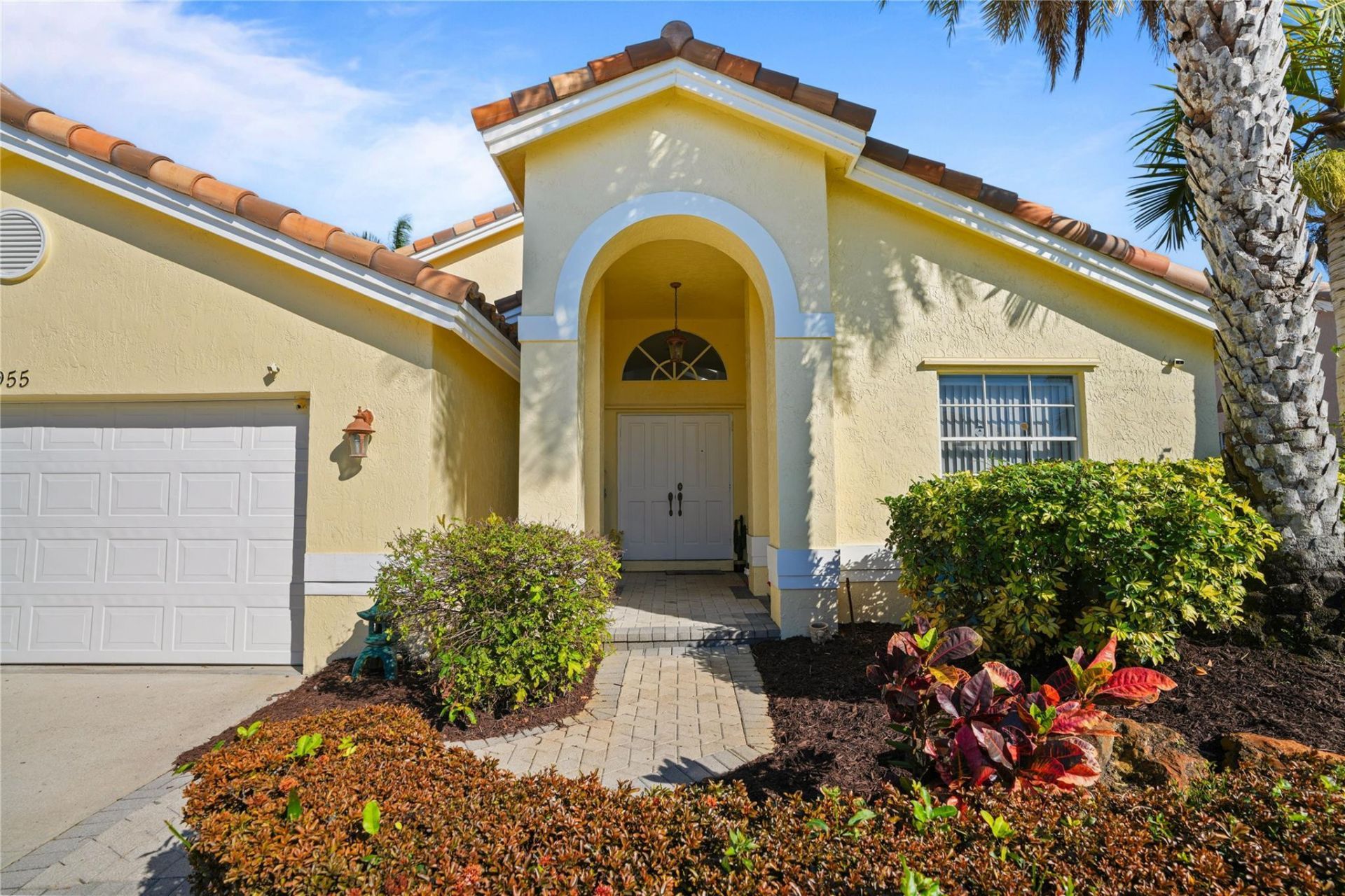 955 NW 202nd Avenue, Pembroke Pines, FL 33029 Photo