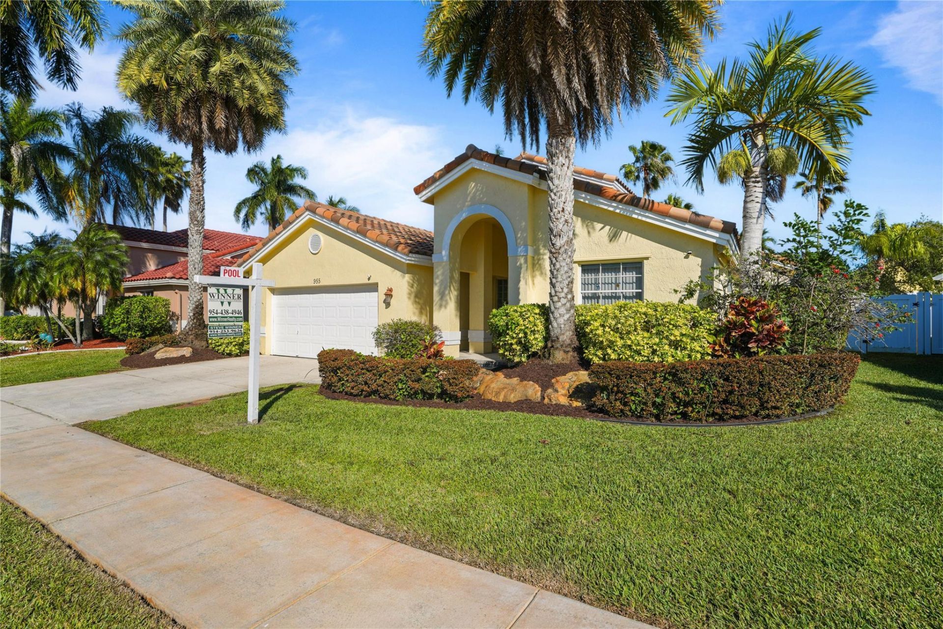 955 NW 202nd Avenue, Pembroke Pines, FL 33029 Photo