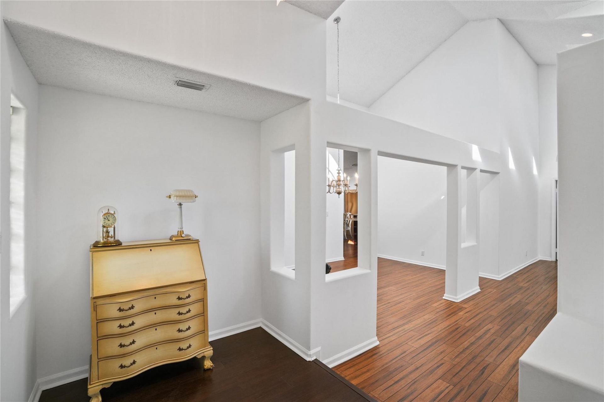 955 NW 202nd Avenue, Pembroke Pines, FL 33029 Photo