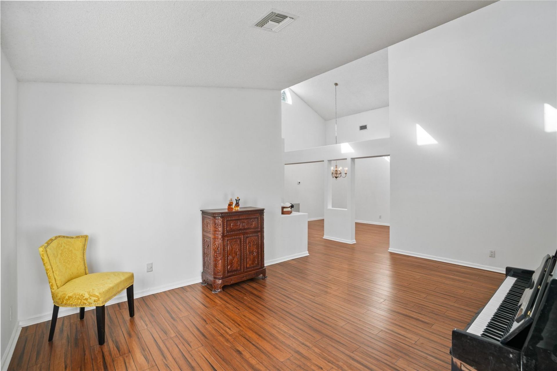 955 NW 202nd Avenue, Pembroke Pines, FL 33029 Photo