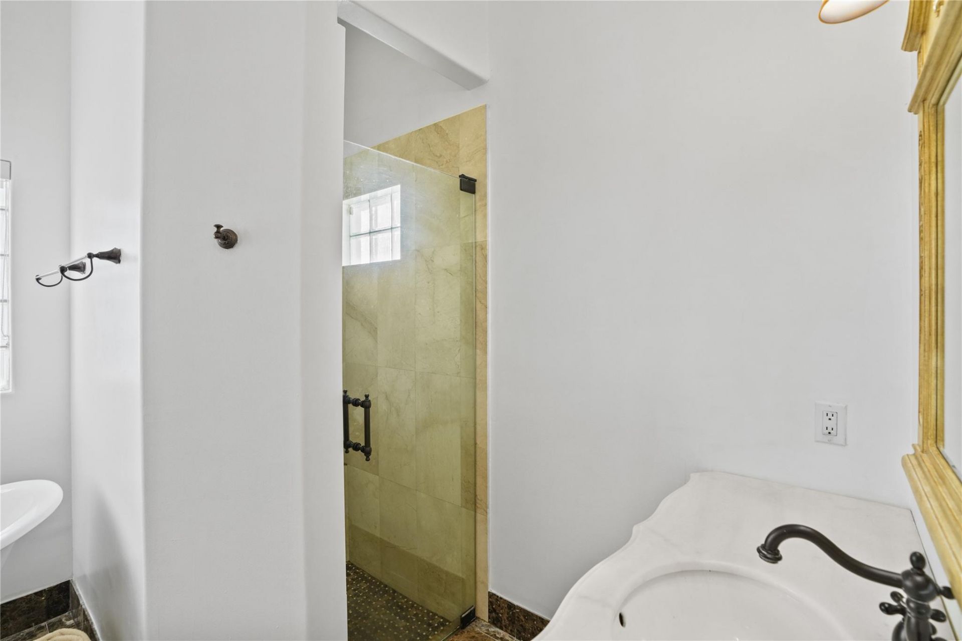 955 NW 202nd Avenue, Pembroke Pines, FL 33029 Photo