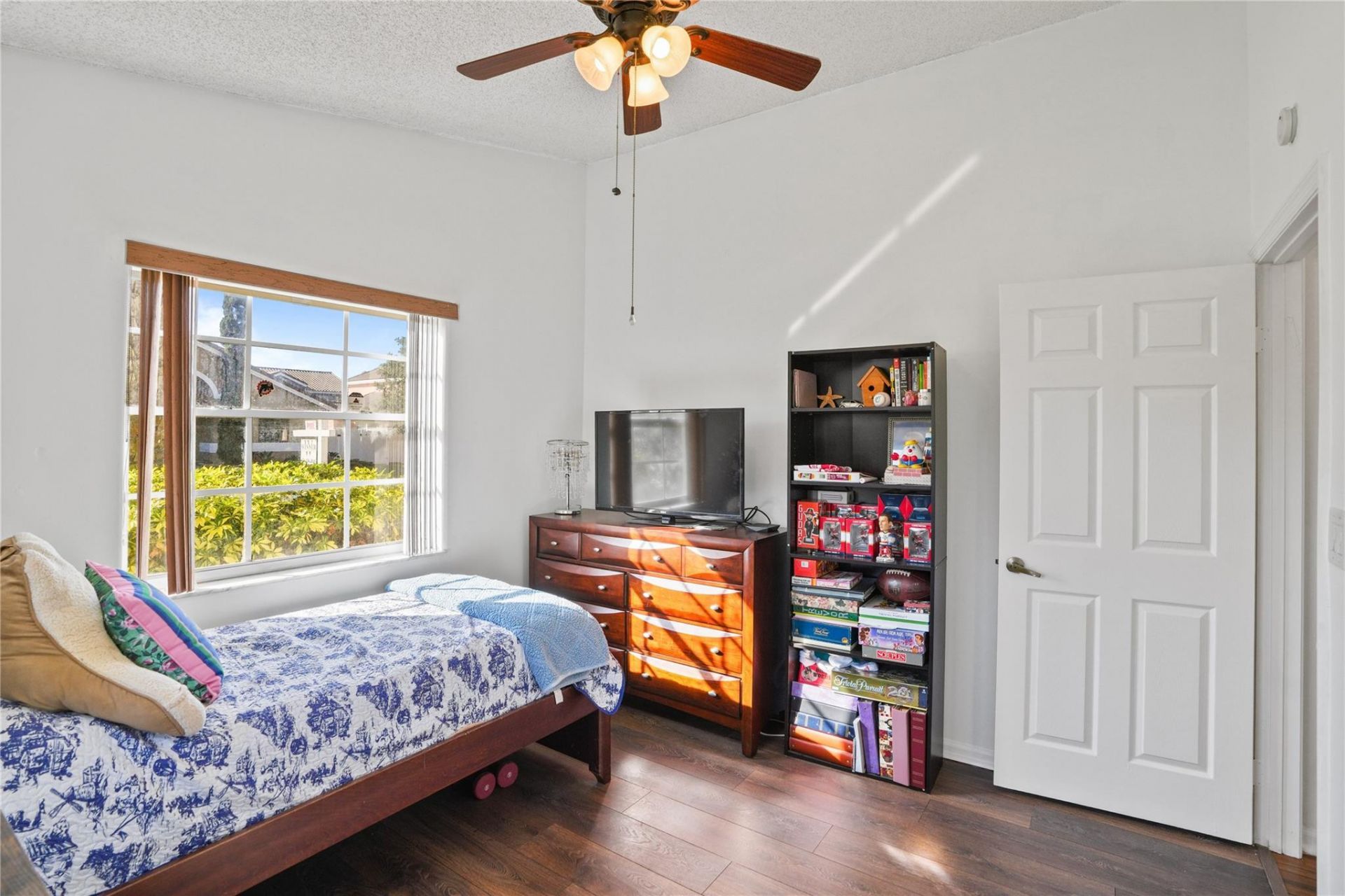 955 NW 202nd Avenue, Pembroke Pines, FL 33029 Photo