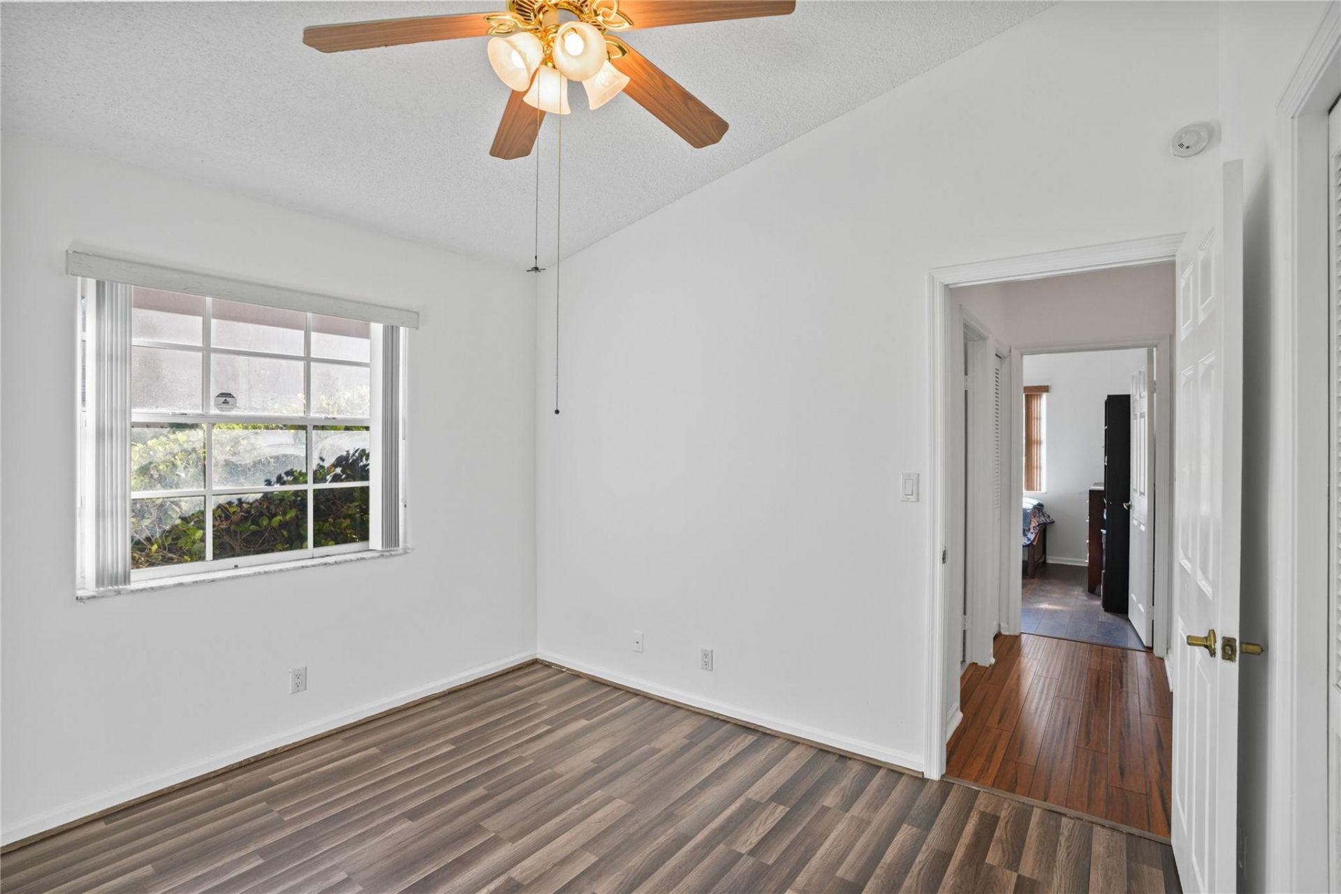 955 NW 202nd Avenue, Pembroke Pines, FL 33029 Photo