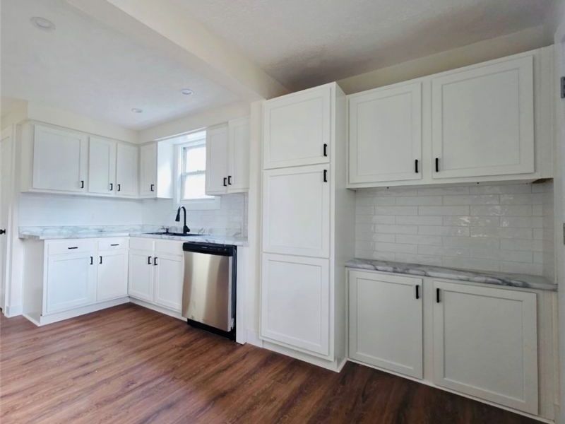 1266 Kohler Avenue, Akron, OH 44314 Photo 4