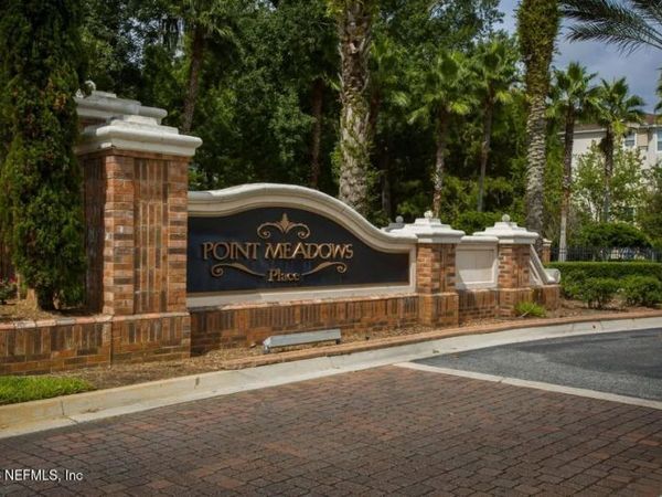 7801 POINT MEADOWS Drive, Unit 2402, Jacksonville, FL 32256