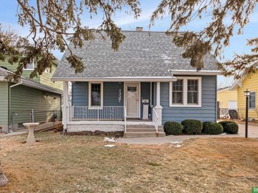 1327 Z Street, Omaha, NE 68107