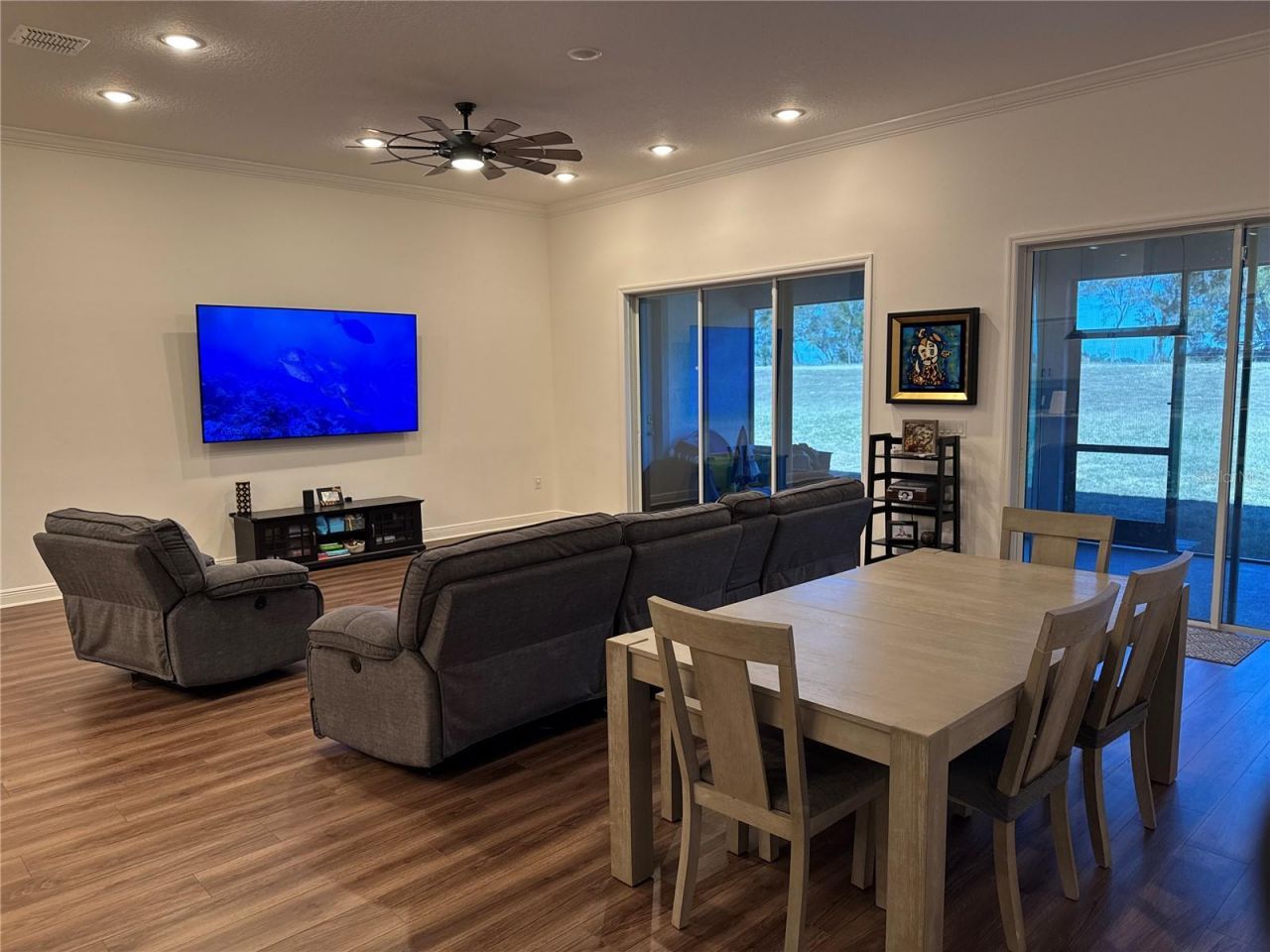 10190 Dolphin Gull Circle, Thonotosassa, FL 33592 Photo