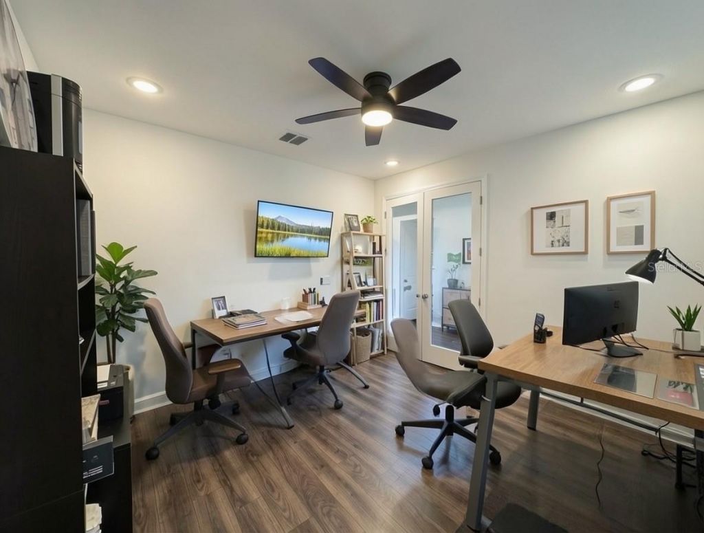 10190 Dolphin Gull Circle, Thonotosassa, FL 33592 Photo