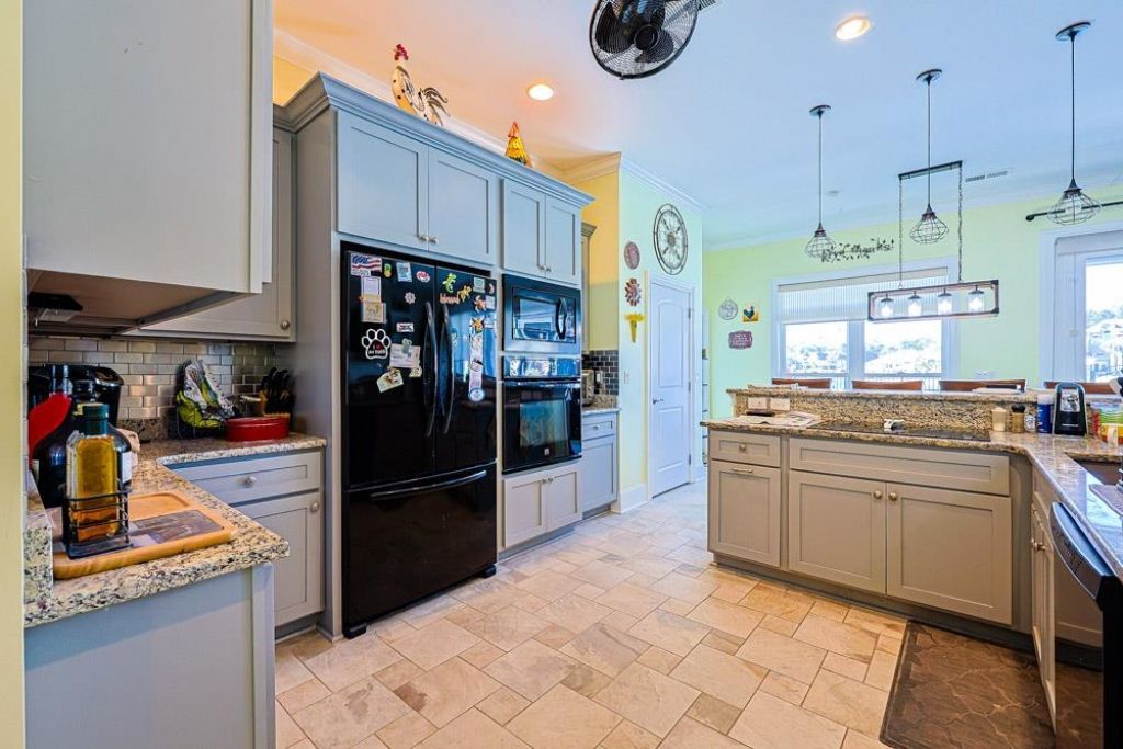 232 Waterfall Circle Photo 13