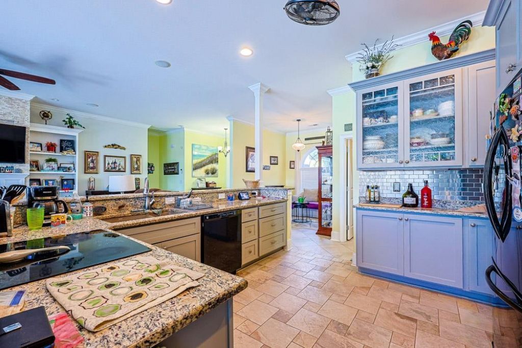 232 Waterfall Circle Photo 15