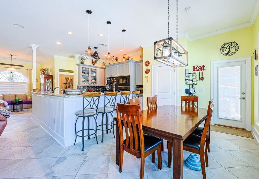 232 Waterfall Circle Photo 19