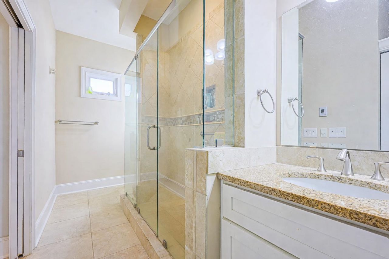 232 Waterfall Circle Photo 26