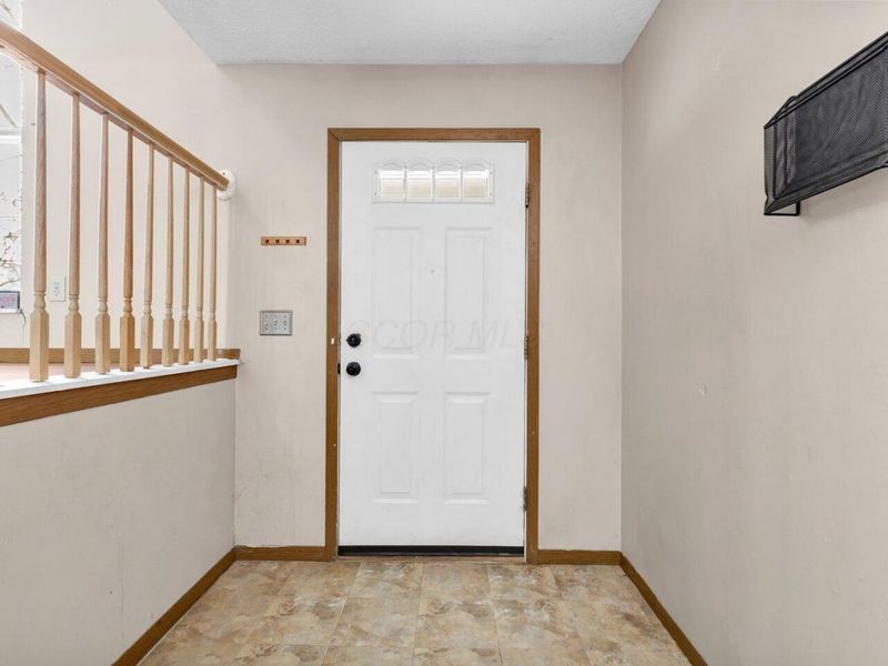 6909 Brockland Drive, Reynoldsburg, OH 43068 Photo 5