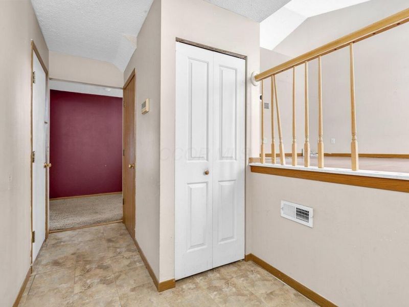 6909 Brockland Drive, Reynoldsburg, OH 43068 Photo 6