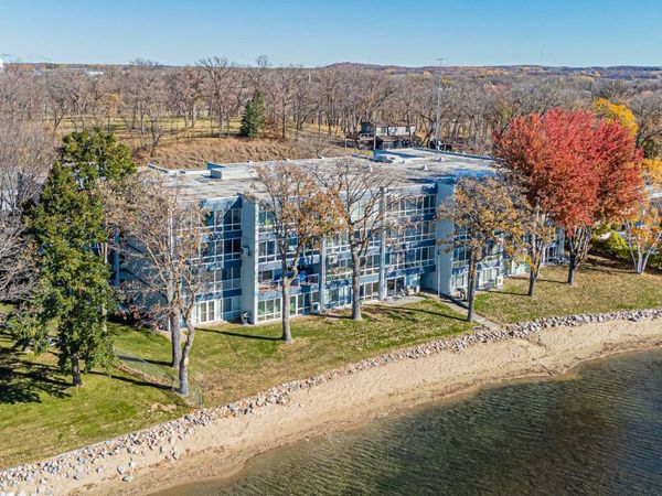 315 Park Lake Boulevard, Unit 414, Detroit Lakes, MN 56501