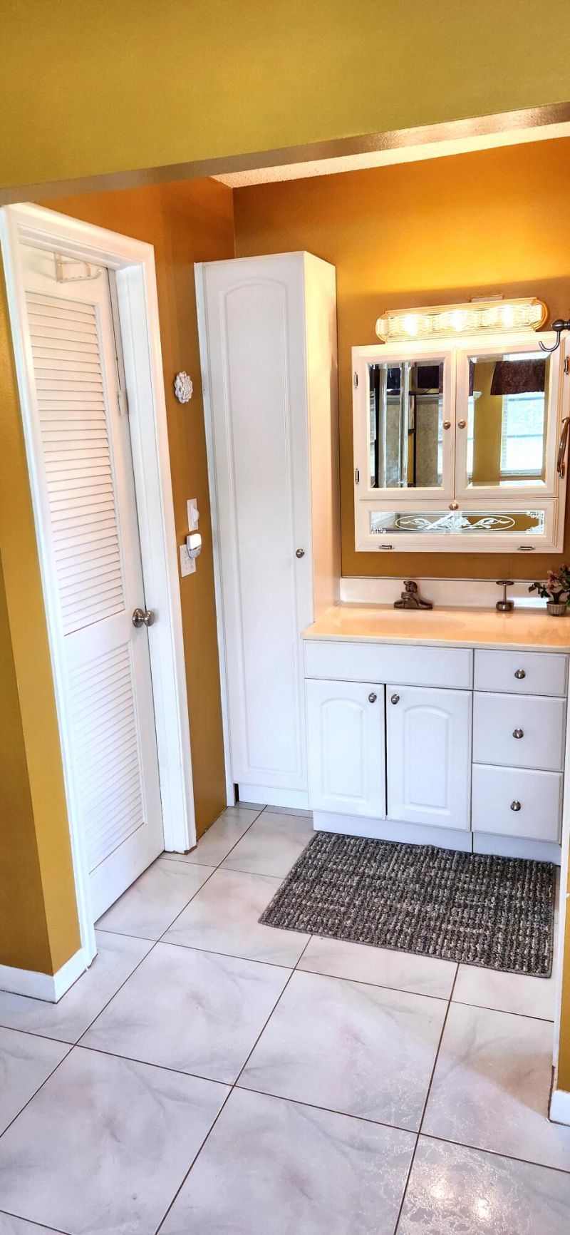 1042 N Dr Drive, Unit D, Delray Beach, FL 33445 Photo