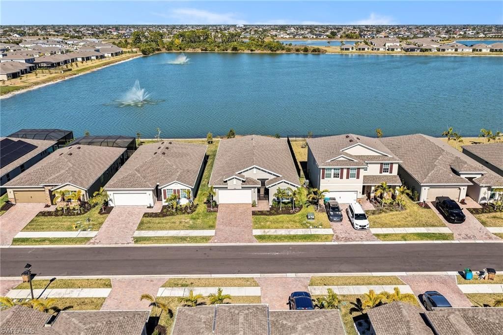 355 Spring Hill Lake Loop , Cape Coral, FL 33993 Photo