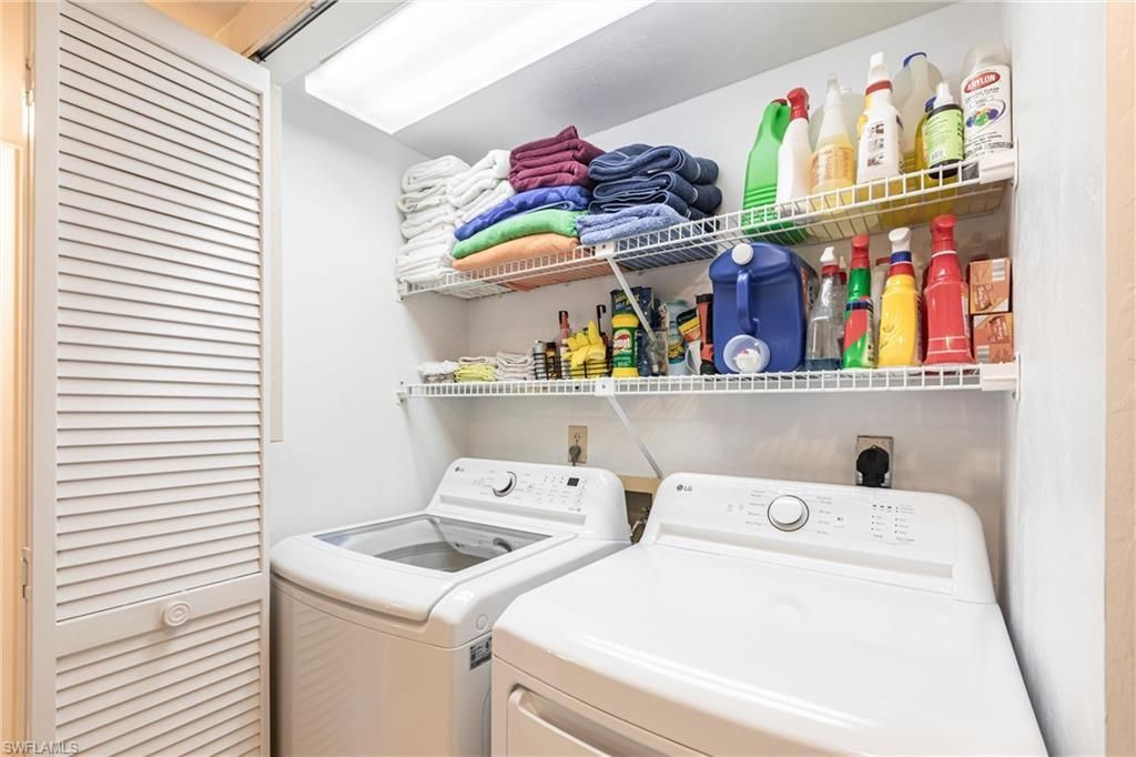 5665 Trailwinds Dr, Unit 615, Fort Myers, FL 33907 Photo