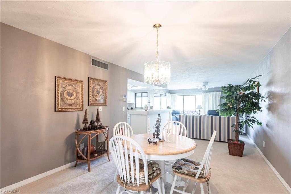 5665 Trailwinds Dr, Unit 615, Fort Myers, FL 33907 Photo
