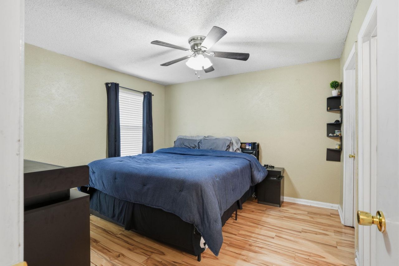 1225 Maryland Drive Photo 16