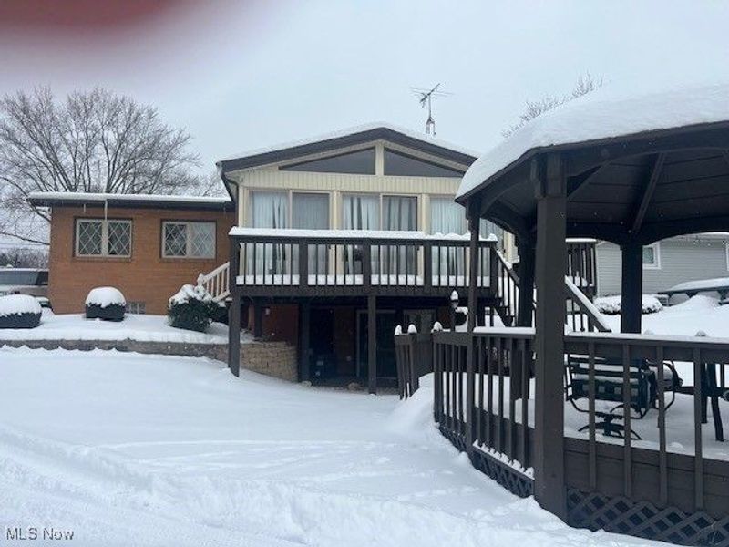 1124 Valley Drive NW, North Canton, OH 44720 Photo 5