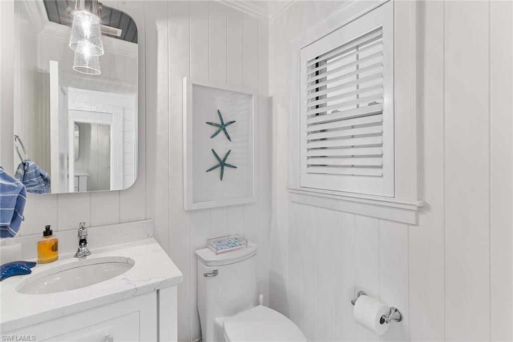 2701 Gulf Shore Blvd N, Unit 4, Naples, FL 34103 Photo