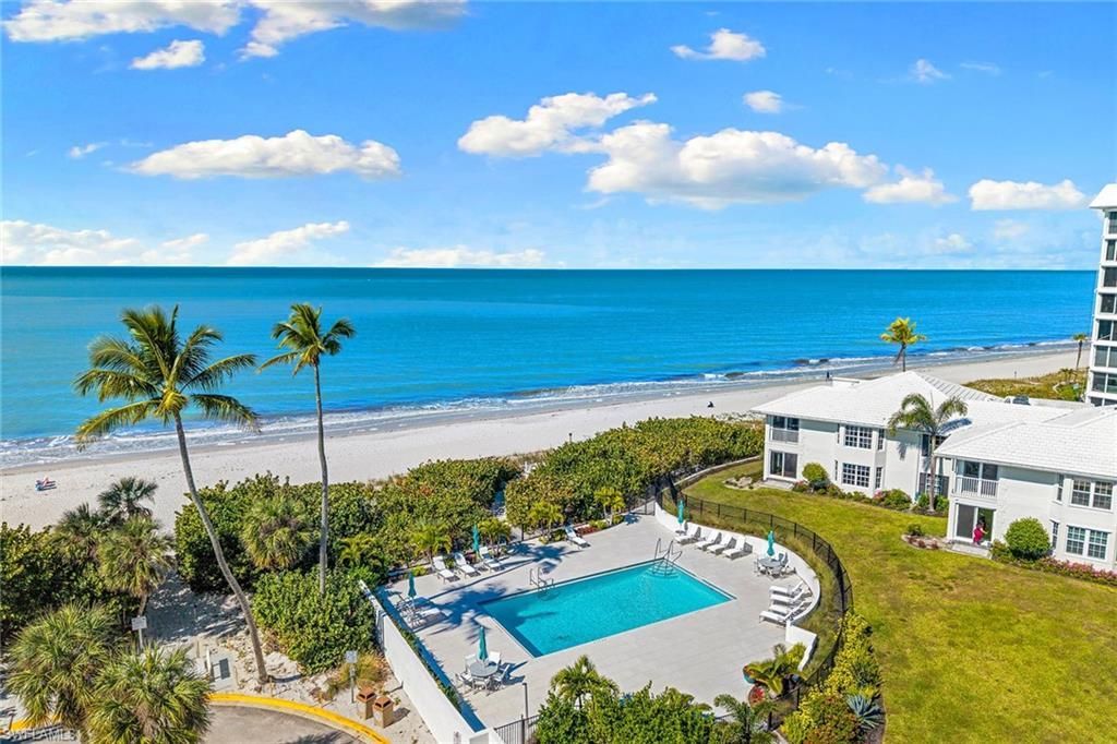 2701 Gulf Shore Blvd N, Unit 4, Naples, FL 34103 Photo