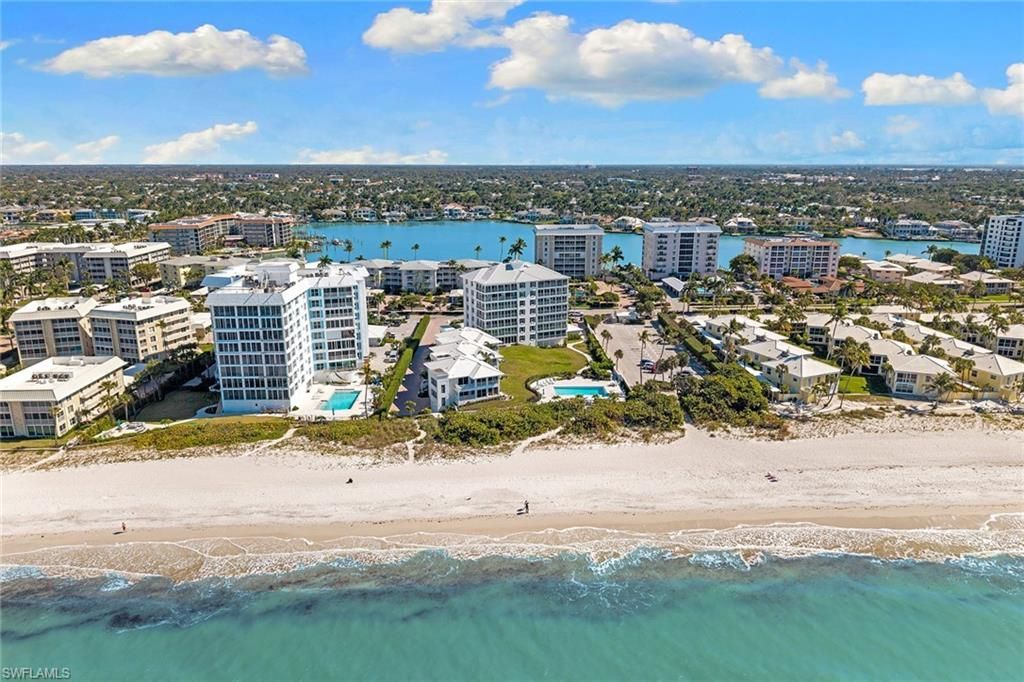 2701 Gulf Shore Blvd N, Unit 4, Naples, FL 34103 Photo