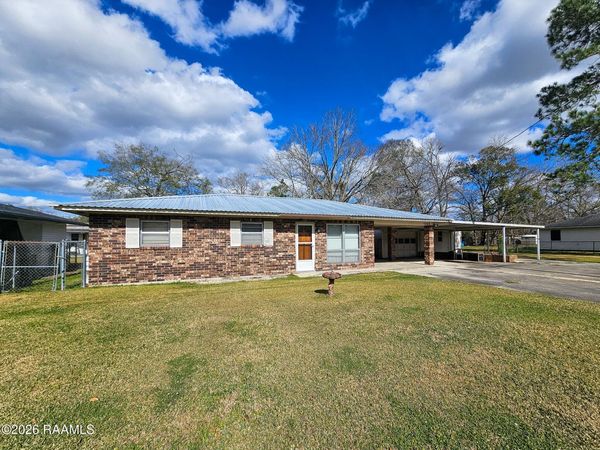 1025 Louis Drive, Breaux Bridge, LA 70517