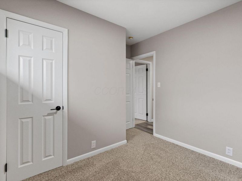 2100 Ferris Road, Columbus, OH 43224 Photo 15