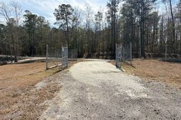 732 Valley Ridge Road photo 4