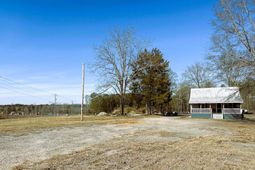 732 Valley Ridge Road photo 4