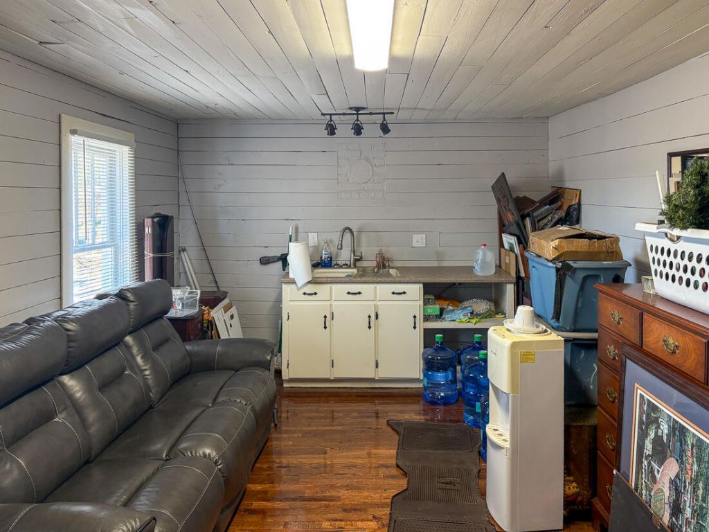 732 Valley Ridge Road Photo 24