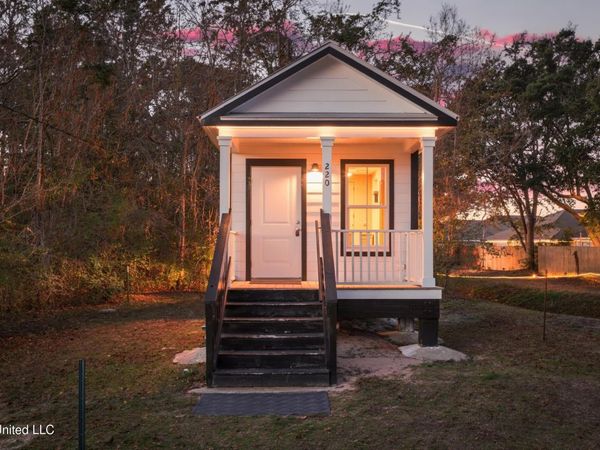 220 Church Lane, Long Beach, MS 39560