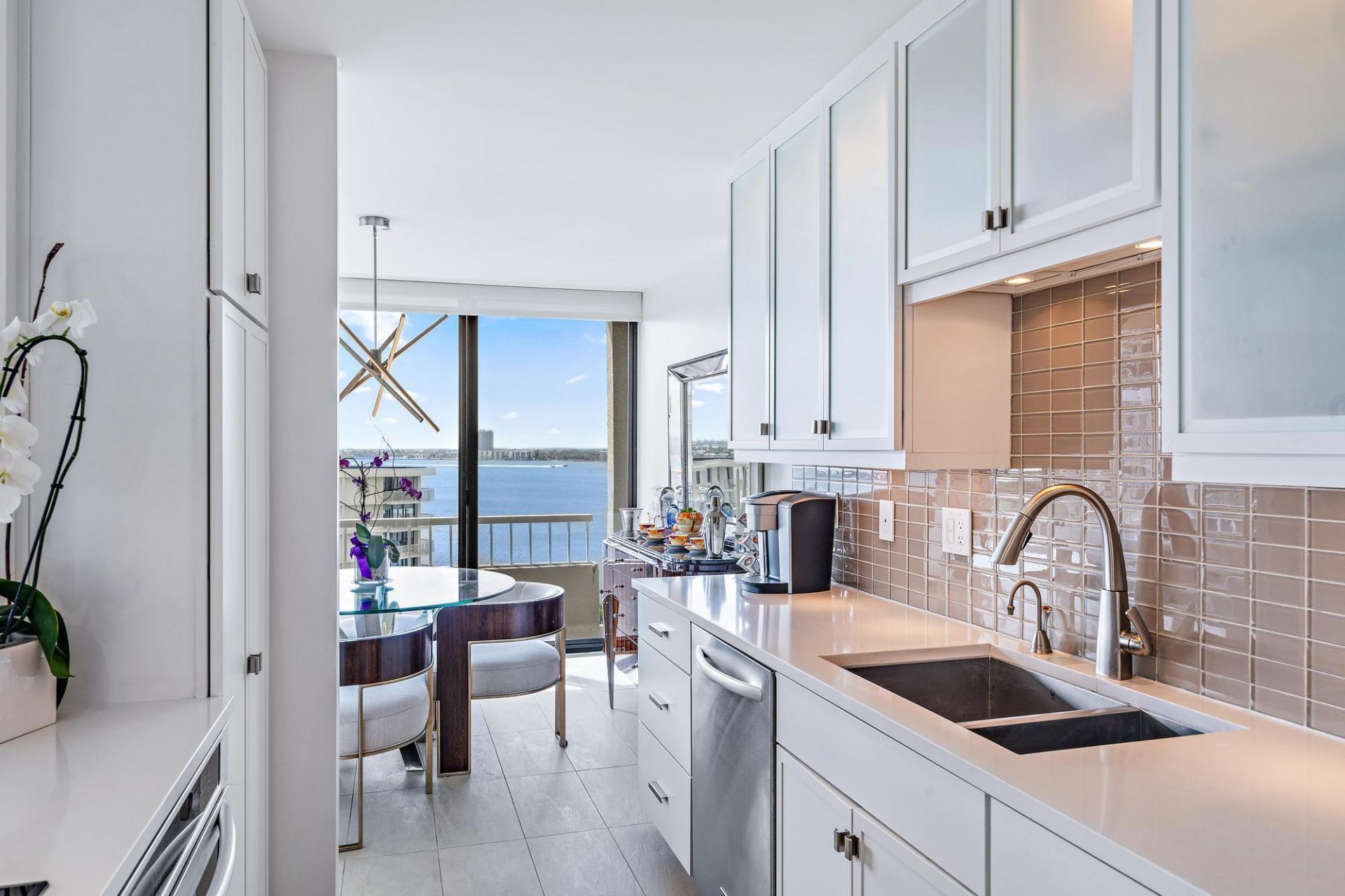 5510 N Ocean Drive, Unit 11b, Singer Island, FL 33404 Photo