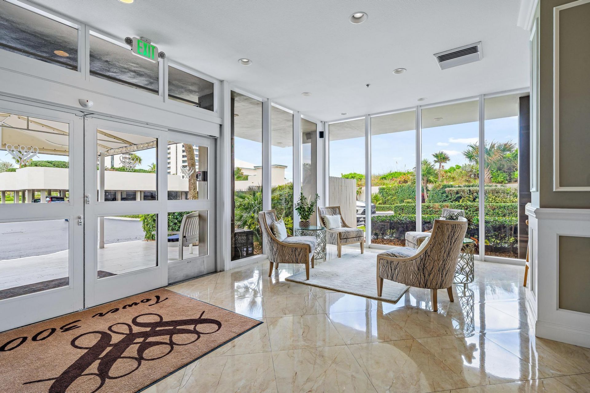 5510 N Ocean Drive, Unit 11b, Singer Island, FL 33404 Photo