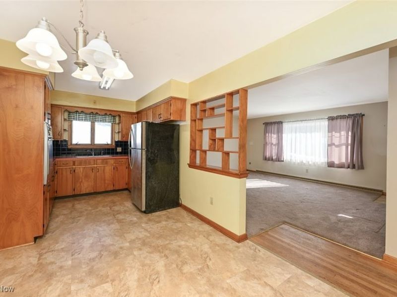 277 Lake Front Drive, Akron, OH 44319 Photo 13