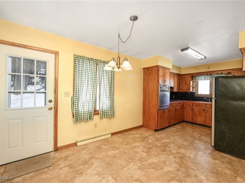 277 Lake Front Drive, Akron, OH 44319 Photo 9