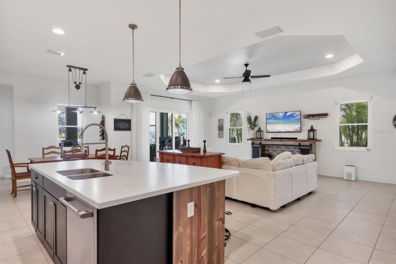 2006 Red Lake Run, Bradenton, FL 34211 Photo