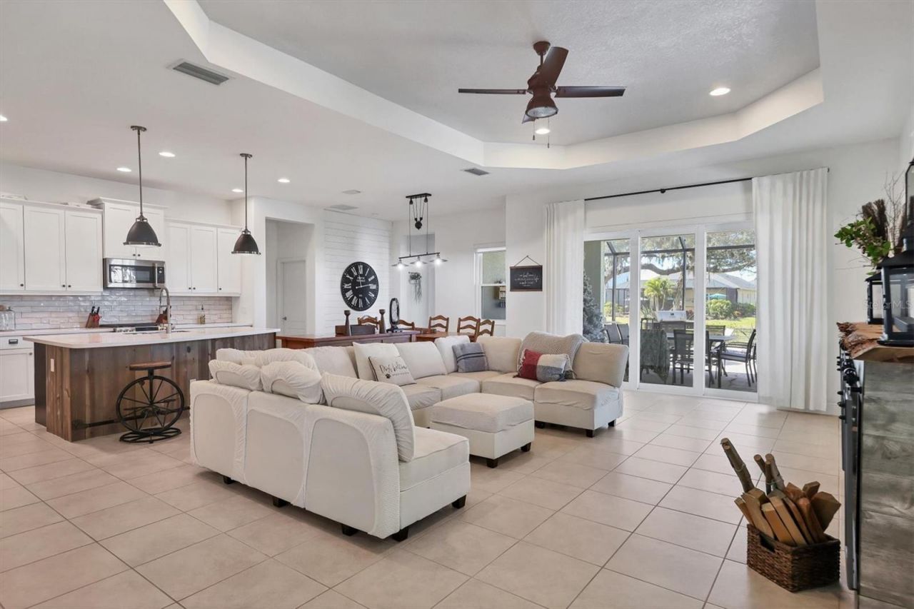 2006 Red Lake Run, Bradenton, FL 34211 Photo