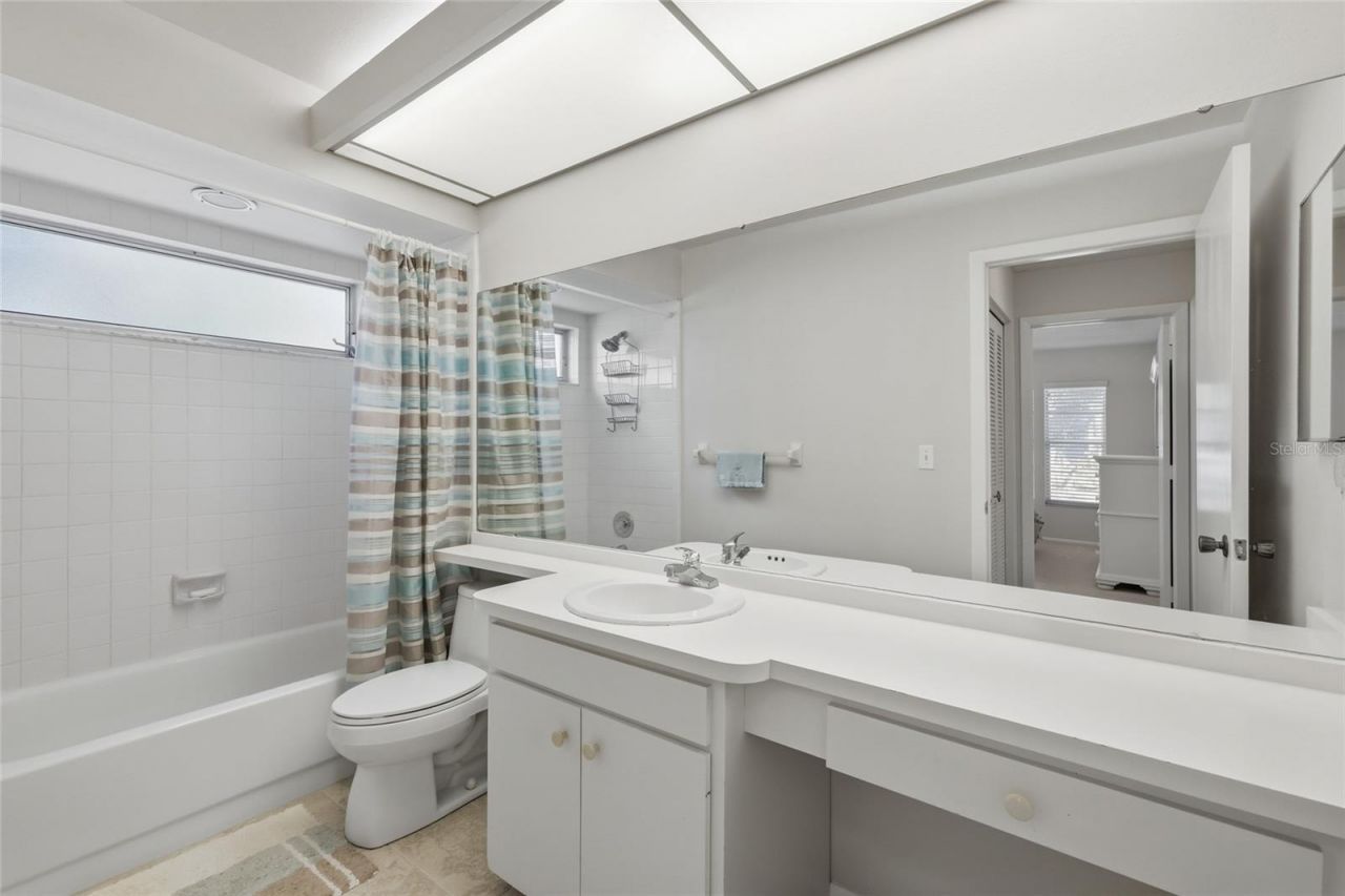 6812 19th Avenue W, Bradenton, FL 34209 Photo