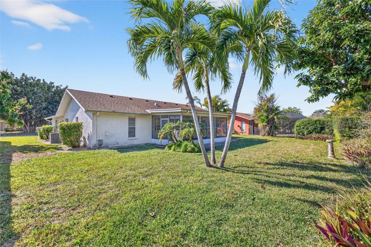 6812 19th Avenue W, Bradenton, FL 34209 Photo