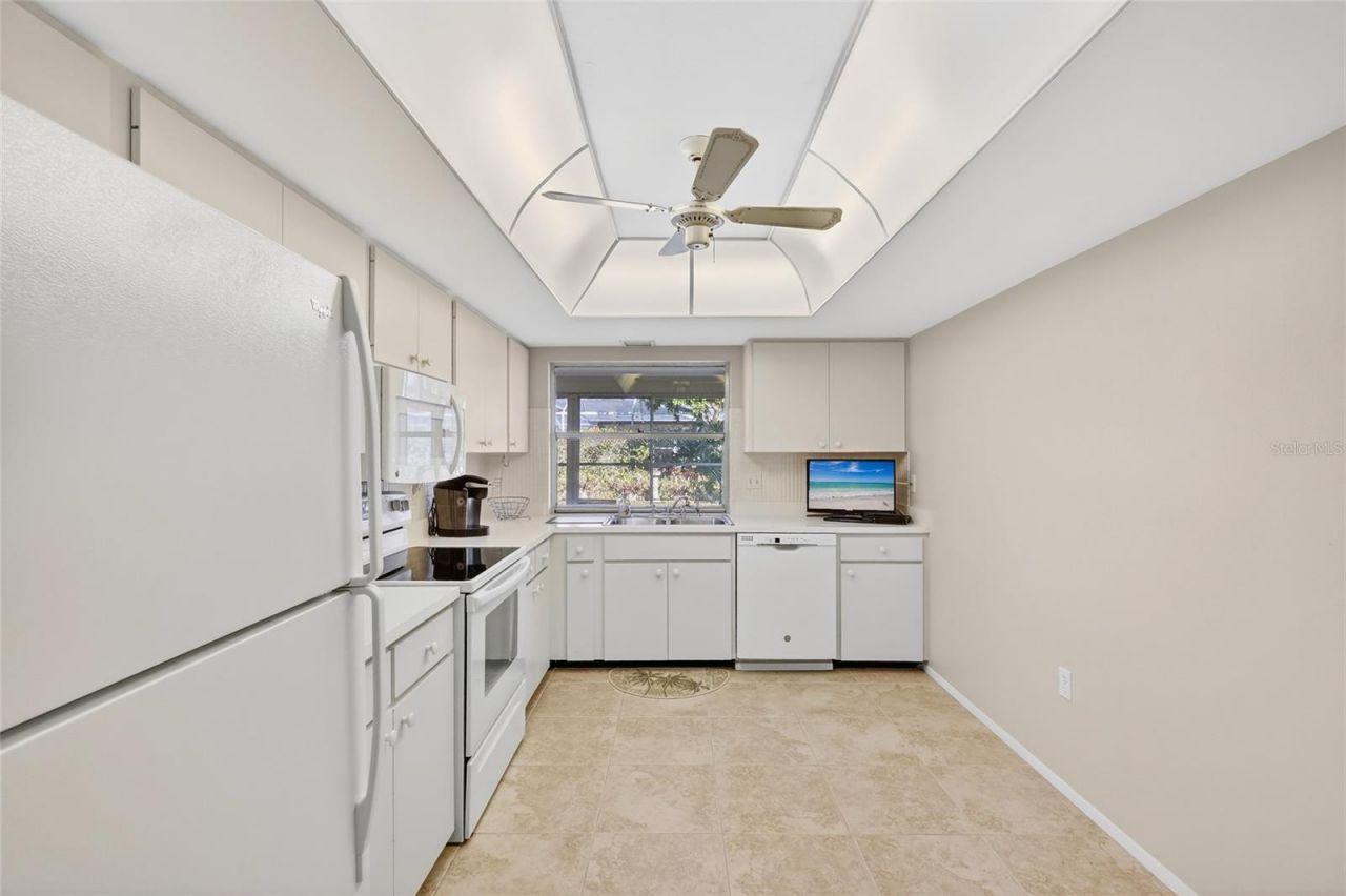 6812 19th Avenue W, Bradenton, FL 34209 Photo