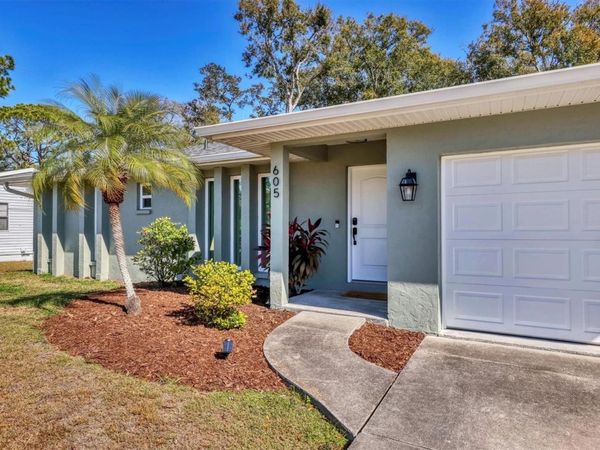 605 ALBRITTON AVENUE, SARASOTA, FL 34232