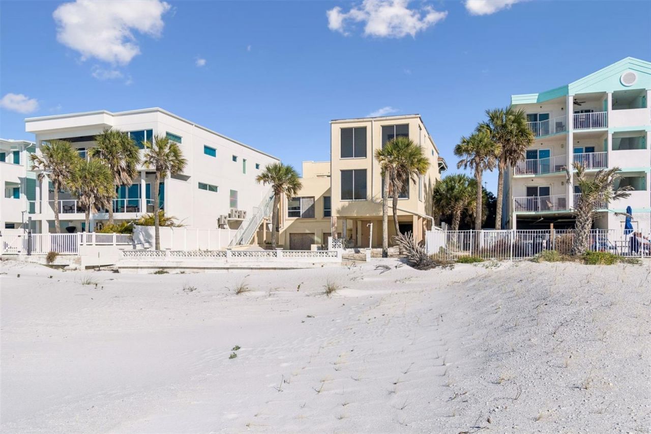 30 Gulf Boulevard, Indian Rocks Beach, FL 33785 Photo