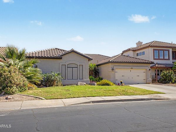 755 E ORCHID Lane, Gilbert, AZ 85296