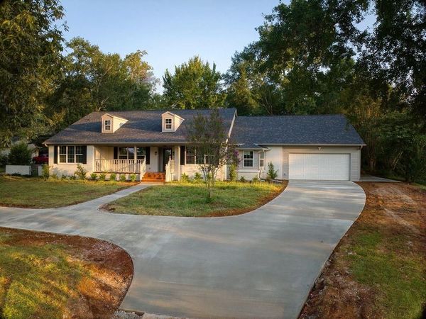 1008 Woodland Drive, Palestine, TX 75801