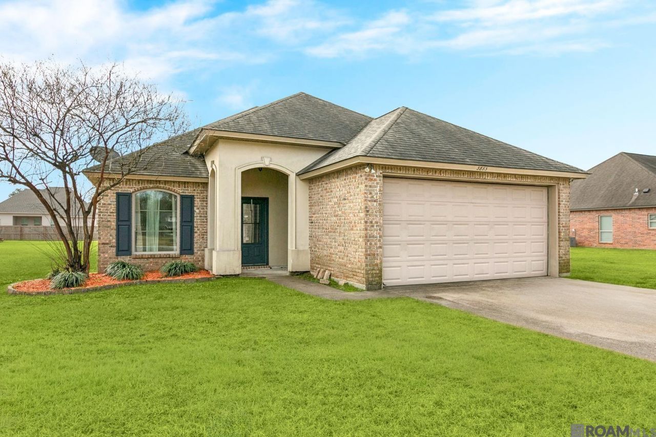 3883 Plantation Ridge Dr, Addis, LA 70710 Main Photo