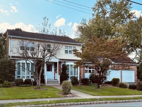 34 Brian Rd, West Caldwell, NJ 07006