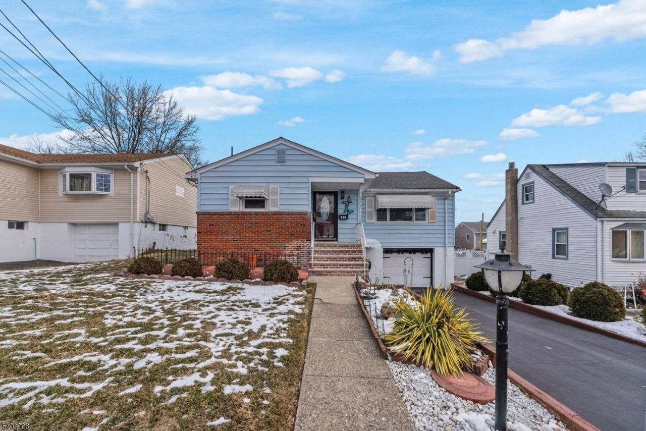 316 Maitland Ave, Paterson, NJ 07502 Main Photo